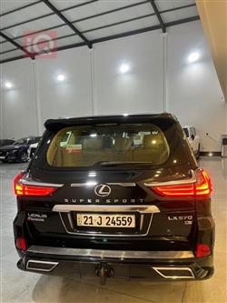 Lexus LX